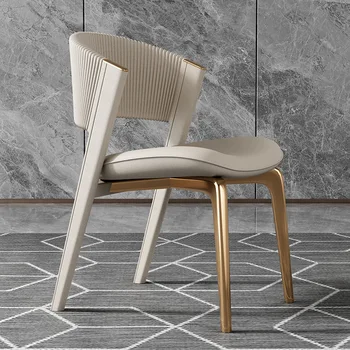 Итальянский легкий Роскошный обеденный стул MOMO Для дома, чрезвычайно простой Дизайнерский обеденный стул для переговоров из цельного дерева и кожи высокого класса